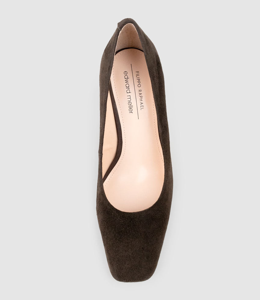 BROOKLYN85 Square Toe Pump in Chocolate Suede - Edward Meller