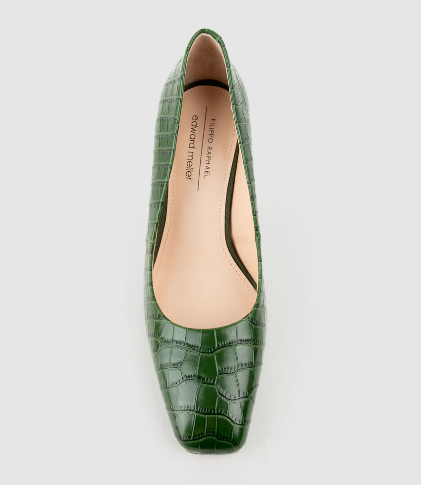 BROOKLYN85 Square Toe Pump in Green Croc - Edward Meller