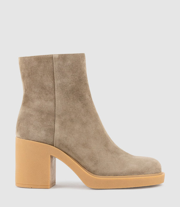 Ultra85 Ankle Boot On Unit In Latte Suede - Edward Meller